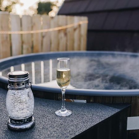 فندق North Coast 9 Glamping Capecastle المظهر الخارجي الصورة