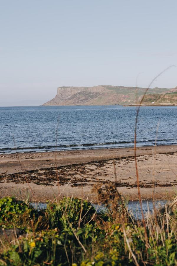 فندق North Coast 9 Glamping Capecastle المظهر الخارجي الصورة